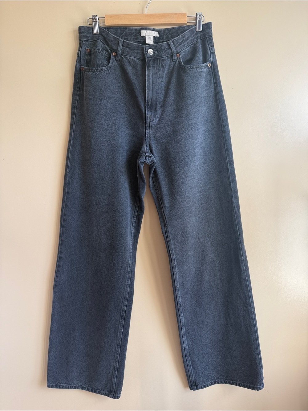 Women Dark Gray Straight-Leg Jeans black